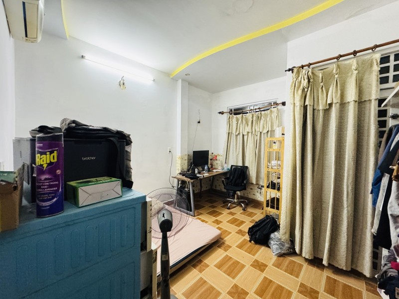 Mua bán nhà đất đường Trường Lưu, Long Trường, Quận 9