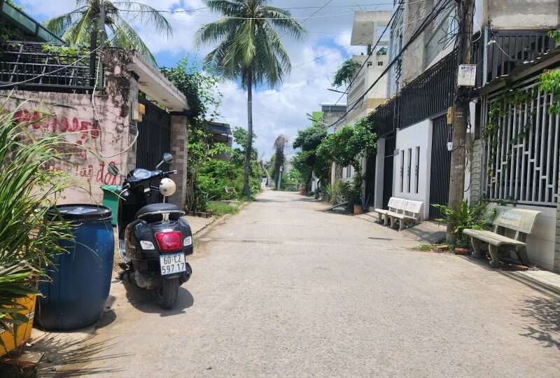 Mua bán nhà đất đường Võ Văn Hát, Long Trường, Quận 9