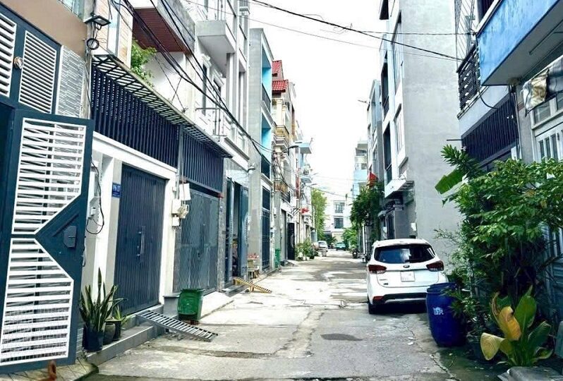Mua bán nhà đất đường Lã Xuân Oai, Long Trường, Quận 9