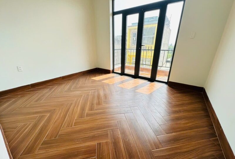 Mua bán nhà đất đường Lã Xuân Oai, Long Trường, Quận 9