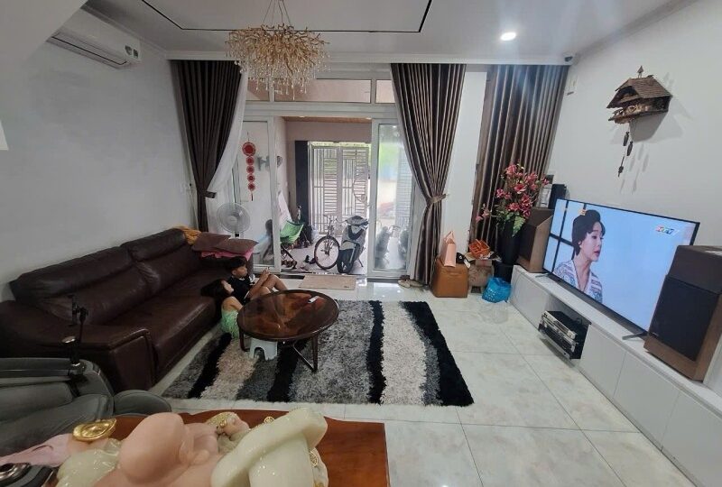 Mua bán nhà đất đường Tự Do, Hiệp Phú, Quận 9