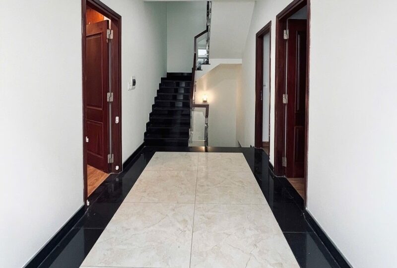 Biệt thự đường Liên Phường, Phước Long B, Quận 9