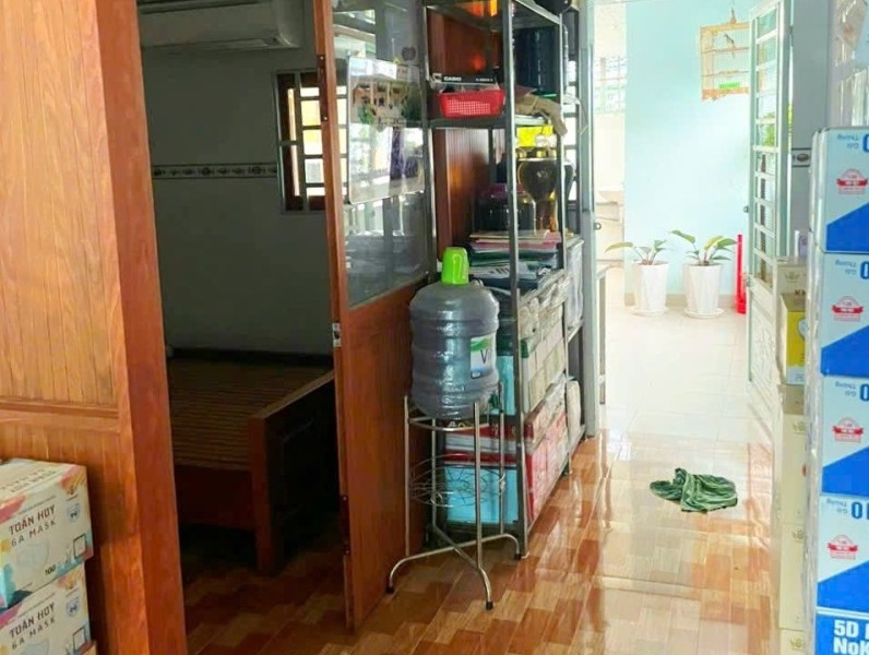 Mua bán nhà đất đường Võ Văn Hát, Long Trường, Quận 9