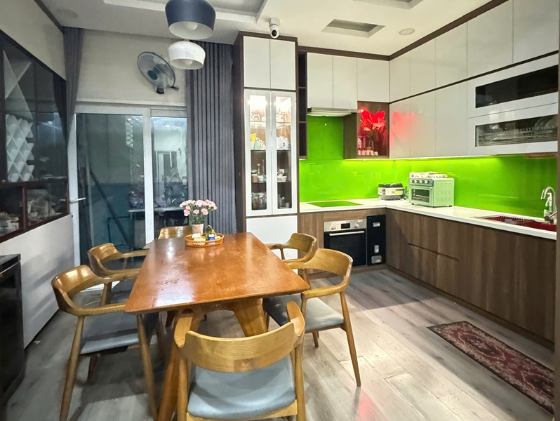 Mua bán nhà phố Rio Vista, Phước Long B, Quận 9