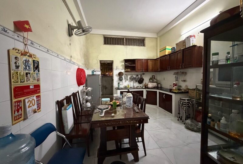 Mua bán nhà đất đường Đỗ Xuân Hợp, Phú Hữu, Quận 9
